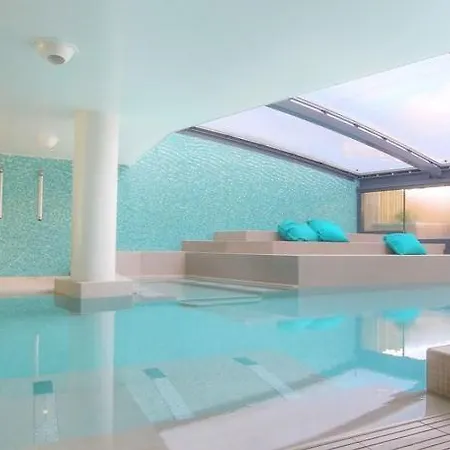 Les Quatre Vents Bed and breakfast 4*