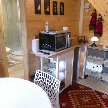 Les Quatre Vents Bed and breakfast 4*