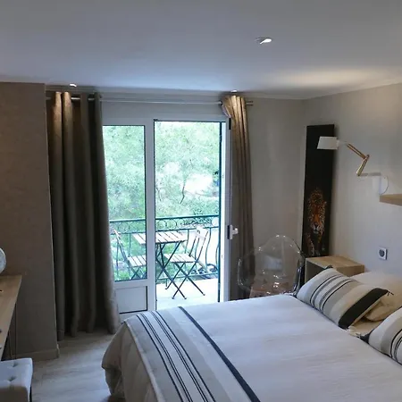 Les Quatre Vents Bed & Breakfast *